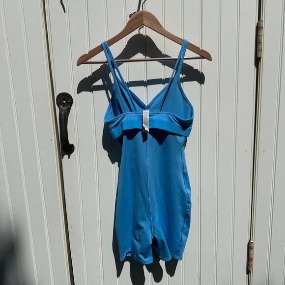 Alo Yoga Alosoft Suns Out Onesie Azure Blue Size Medium Limited Edition Romper - Picture 15 of 16